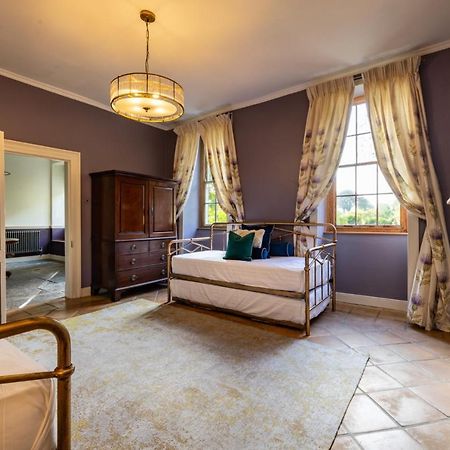 Topside House - Beautiful 7 Bedroom House With Hottub Wifi And Parking Near Bath Wells Frome Oakhill Esterno foto