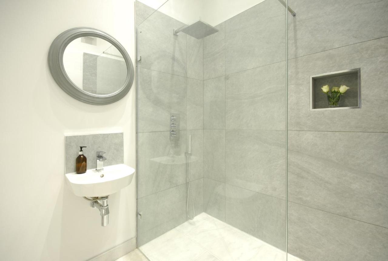 Topside House - Beautiful 7 Bedroom House With Hottub Wifi And Parking Near Bath Wells Frome Oakhill Esterno foto