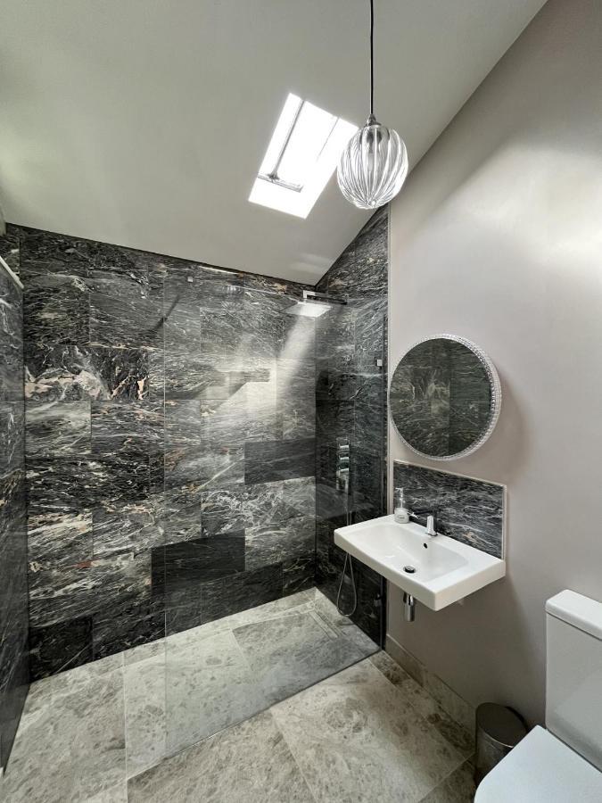 Topside House - Beautiful 7 Bedroom House With Hottub Wifi And Parking Near Bath Wells Frome Oakhill Esterno foto