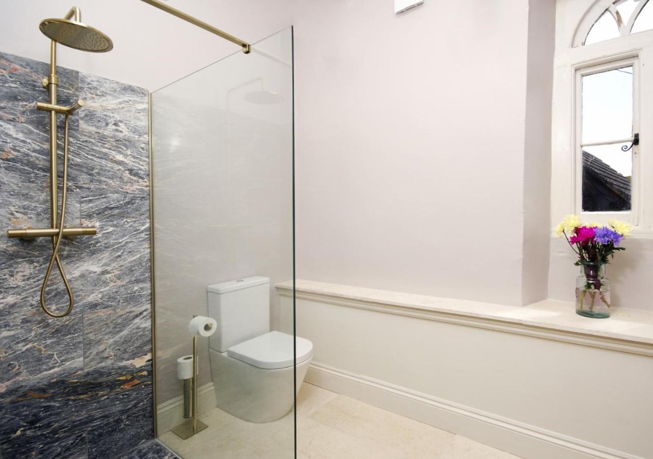 Topside House - Beautiful 7 Bedroom House With Hottub Wifi And Parking Near Bath Wells Frome Oakhill Esterno foto