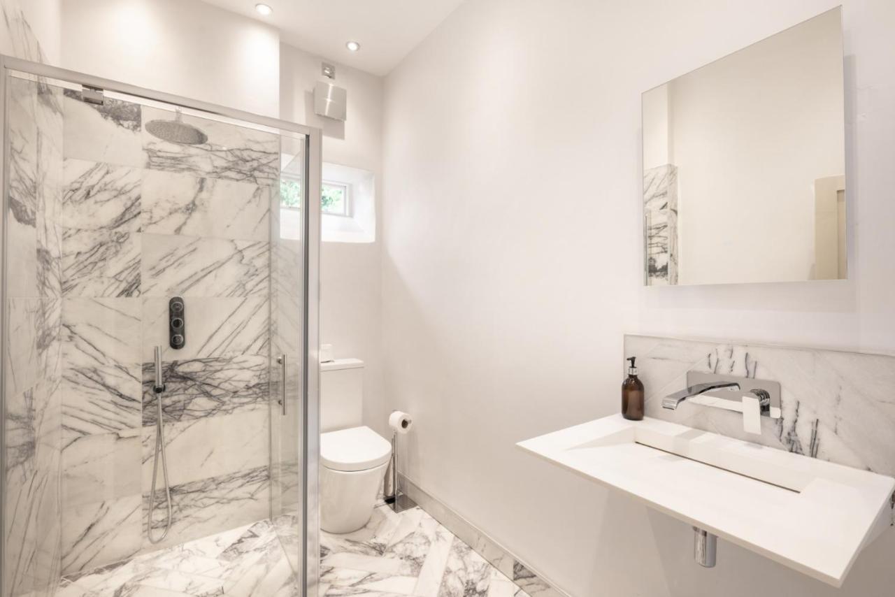 Topside House - Beautiful 7 Bedroom House With Hottub Wifi And Parking Near Bath Wells Frome Oakhill Esterno foto